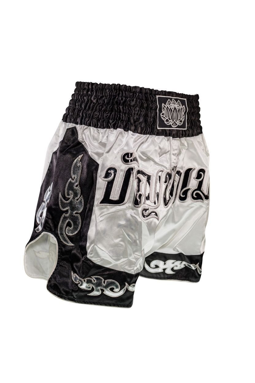 Buakaw Shorts BFG3-1 WHITE BLACK