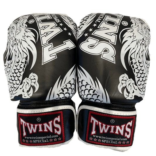 Twins Special Fancy FBGVL3-49 White/Black BOXING GLOVES